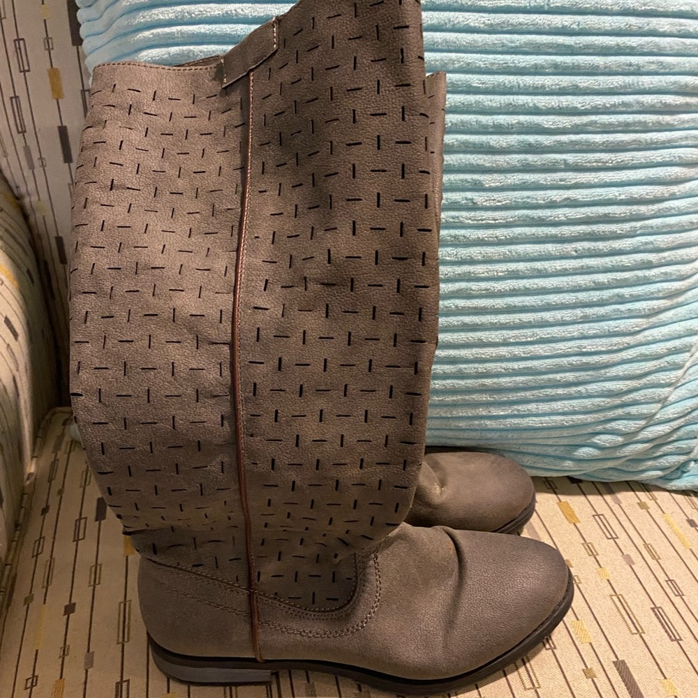 Muk Luk boots